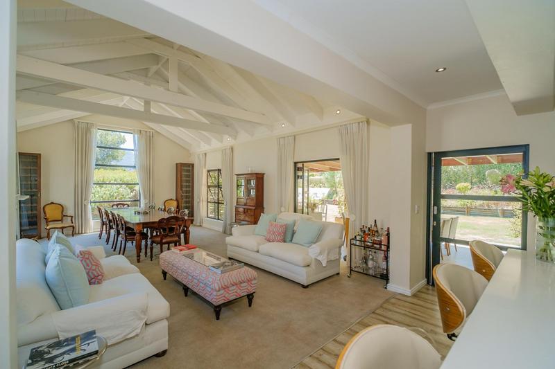 4 Bedroom Property for Sale in Tarragona Western Cape